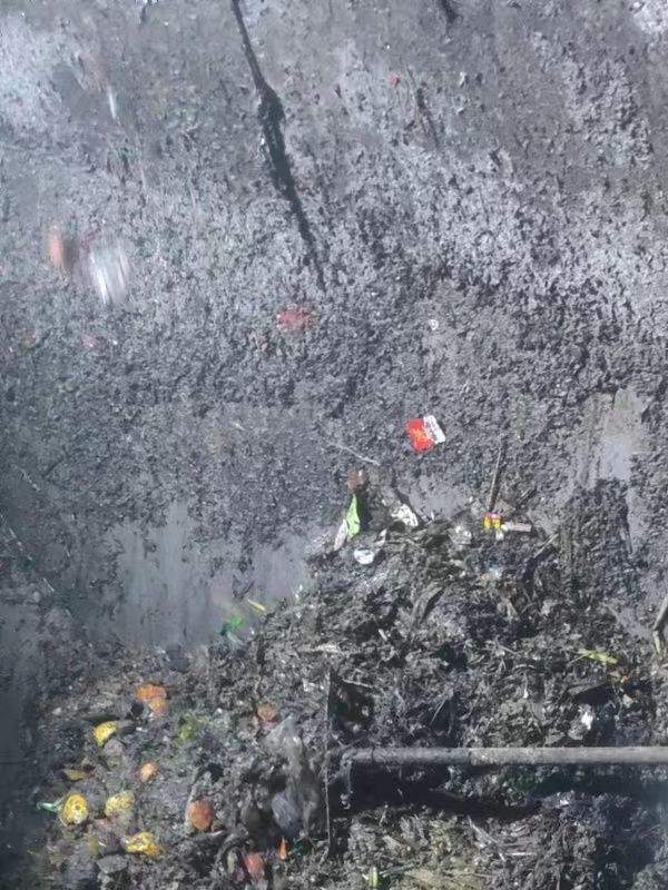 连山污水池清理
